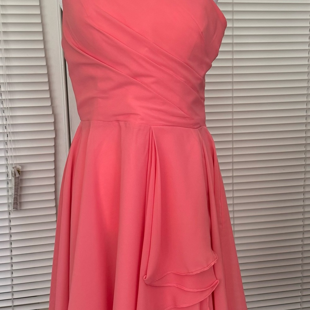 Elegant Pink Sleeveless Dress
